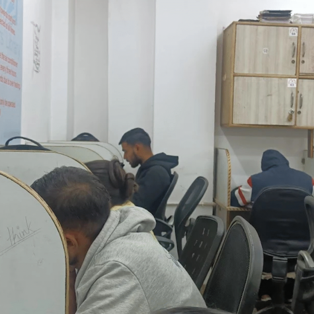 achievers library vijay vihar phase 1 sector 5 rohini14