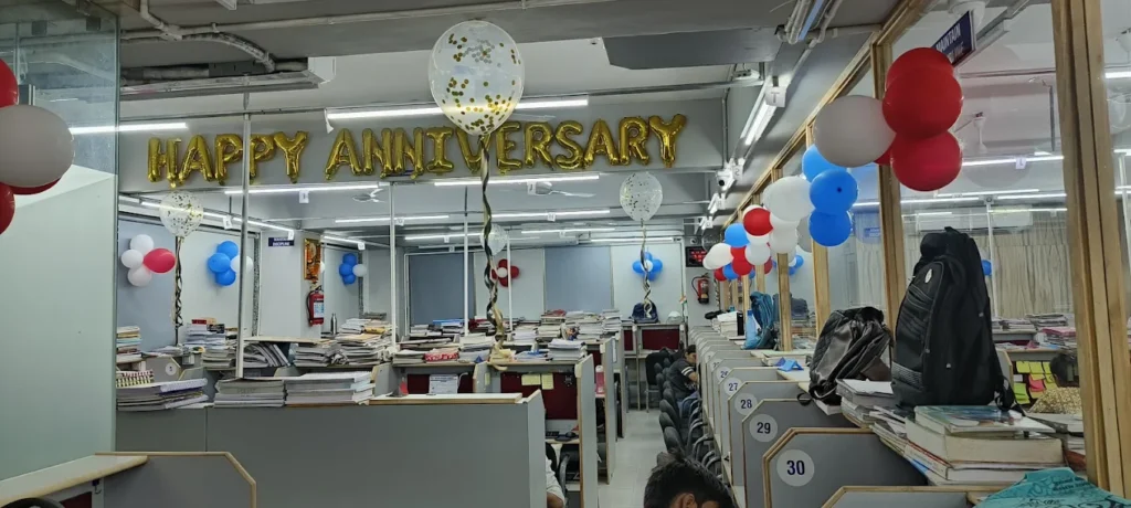 divine reading library inside view