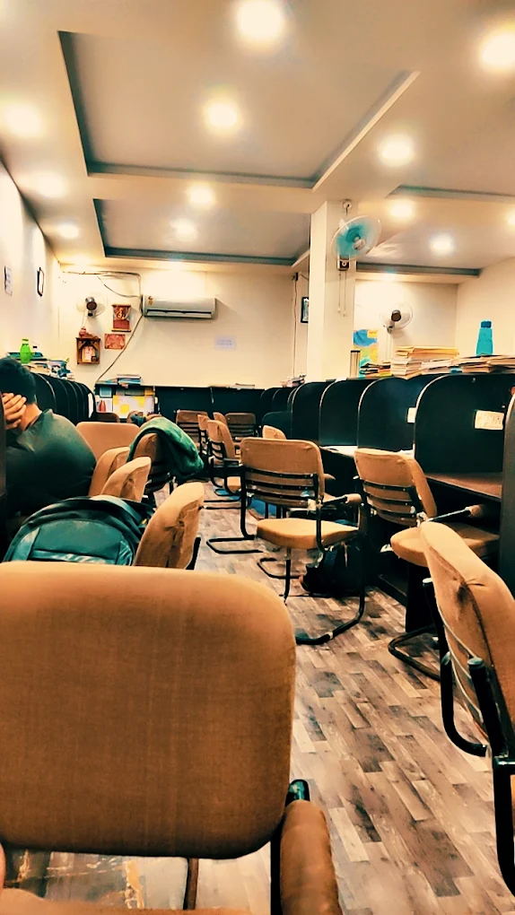 lakshya library 80 ft road