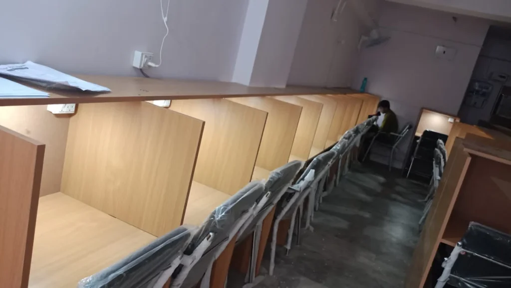 studyyy box self study centre