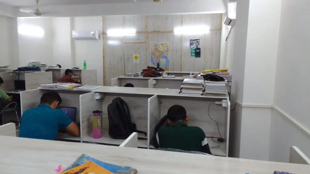 best library in sec 4 rohini